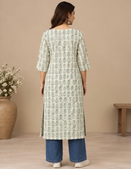 Green Printed Cotton Blend Kurta for Women