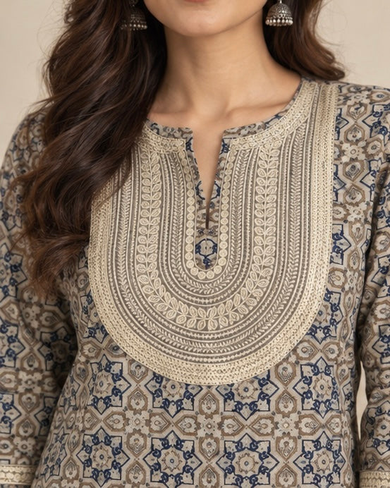 Off White Printed Silk Blend Kurta for Women