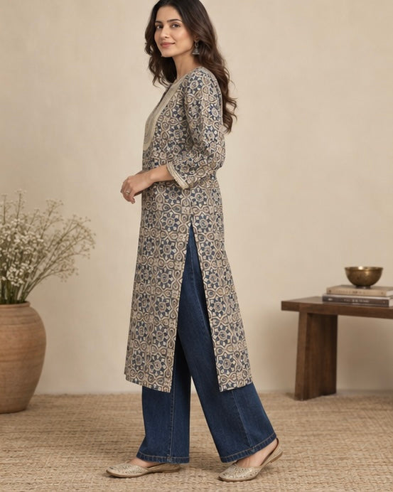 Off White Printed Silk Blend Kurta for Women