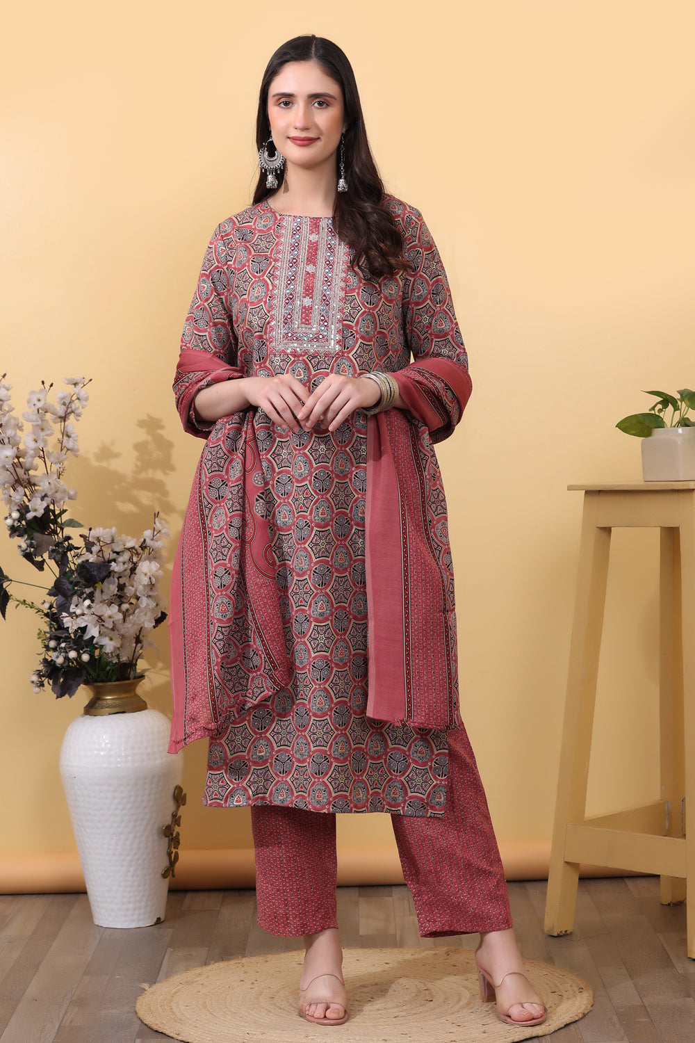 House of Sdaa Dusty Rose Printed Kurta Set. HSDAAMLSK000021