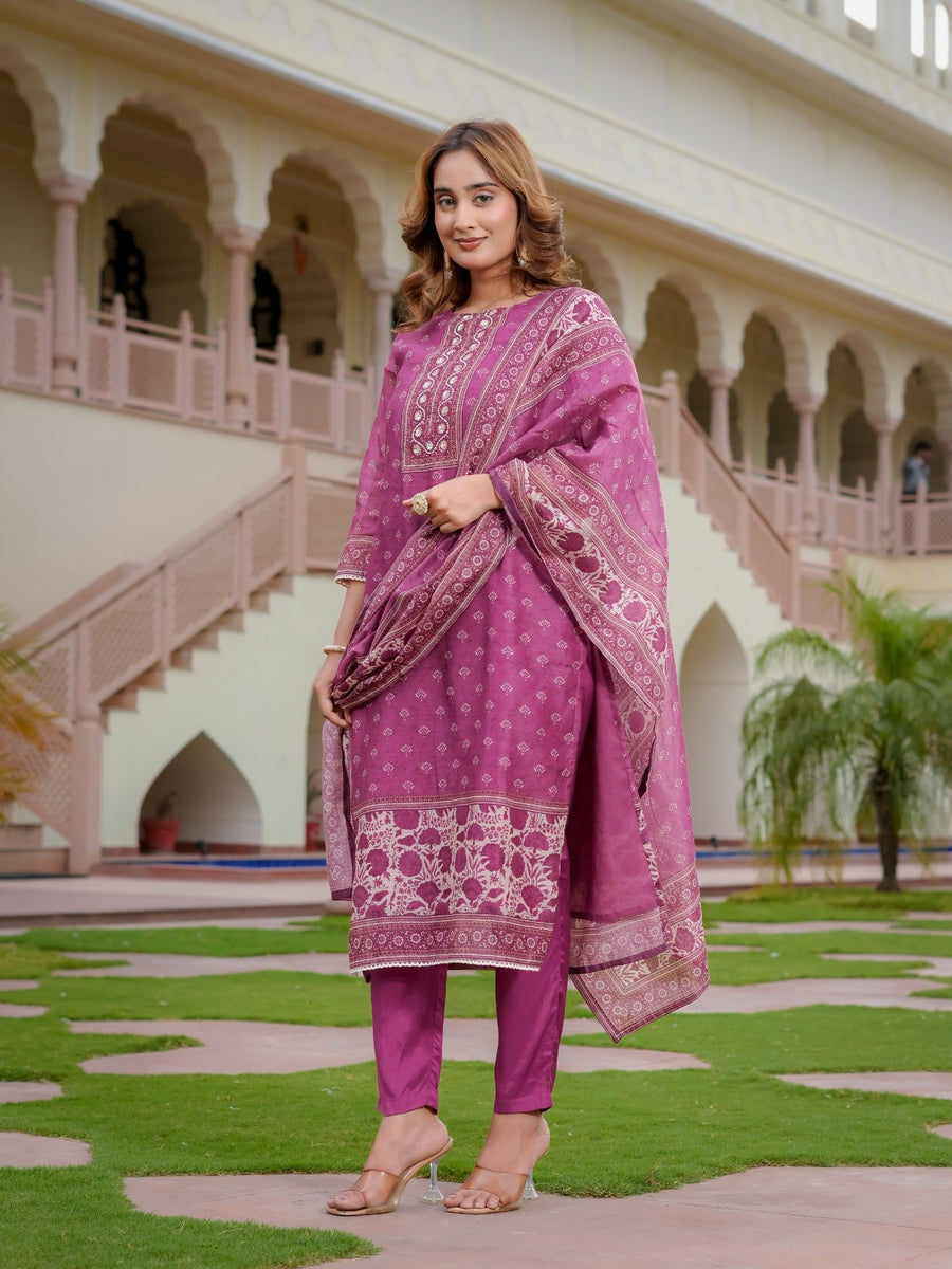 Floral Mauve Printed Kurta Set.