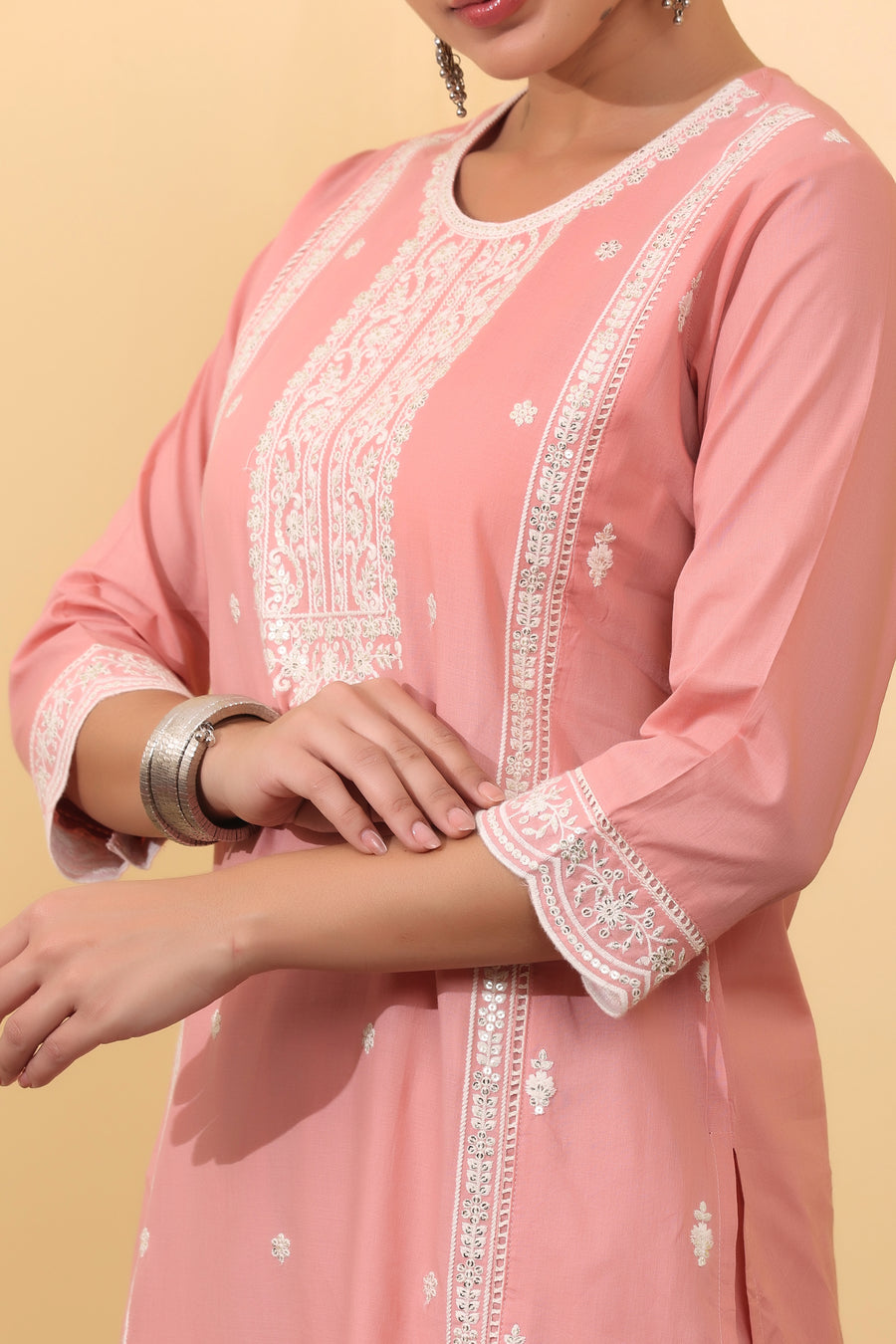 House of Sdaa Peach Embroidered Kurta Set. HSDAASKHP000004