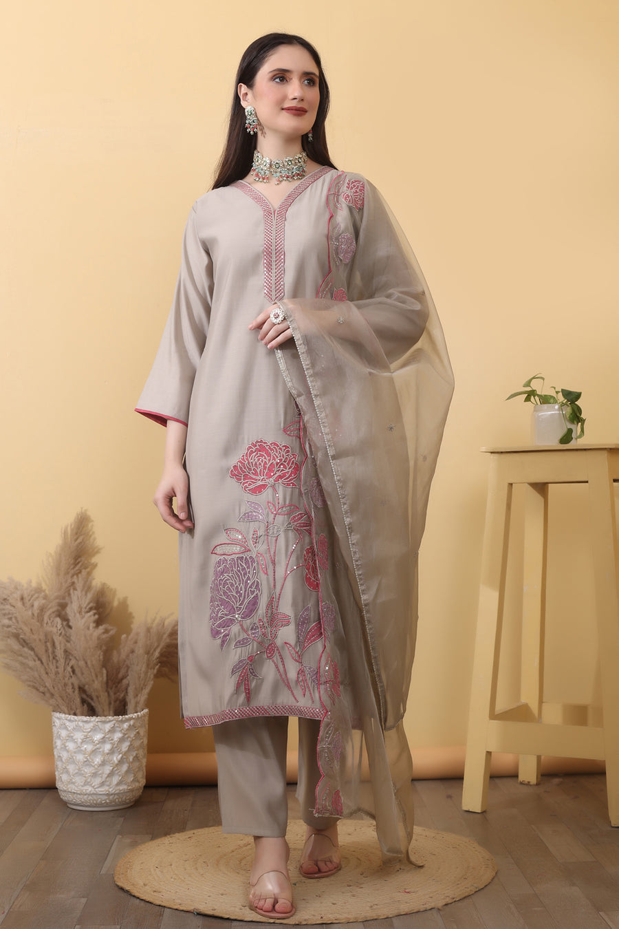 Roman silk Stone Grey Kurta Set.