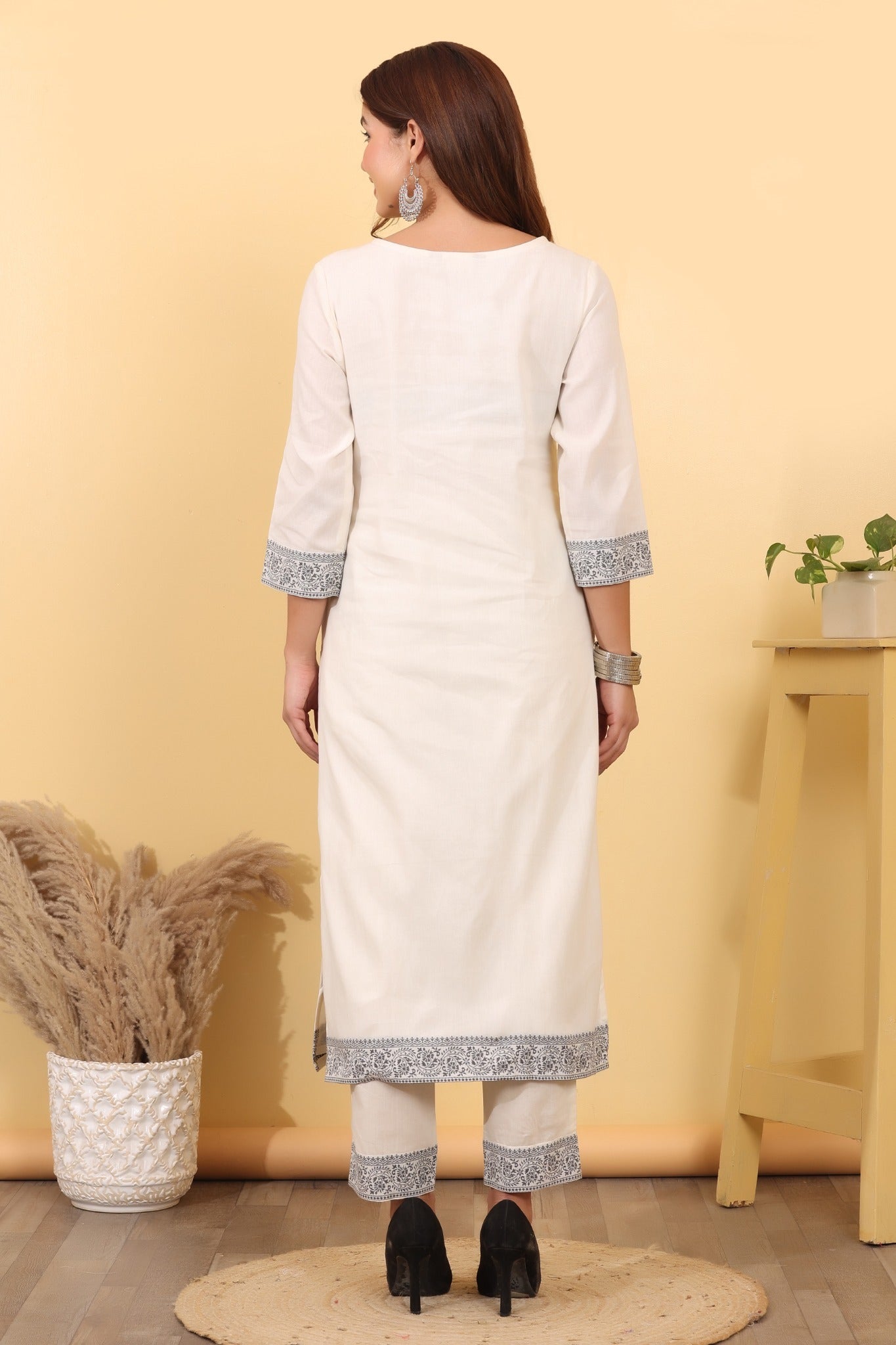 Ivory Printed Cotton Suit Set with Dupatta HSDAASKVI000009