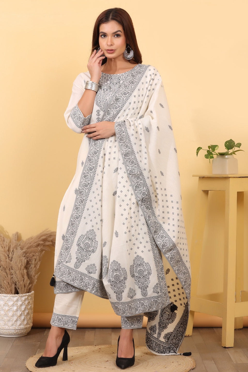 Ivory Printed Cotton Suit Set with Dupatta HSDAASKVI000009