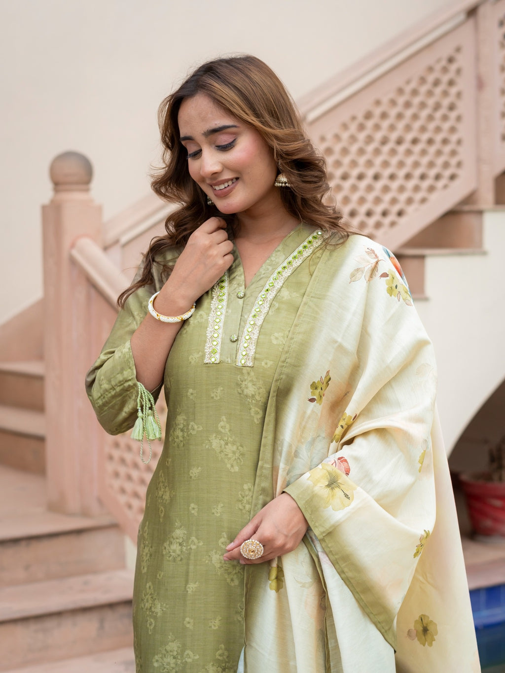 Houseofsdaa Sage Green Embroidered Kurta Set. HSDAAMLSK000018