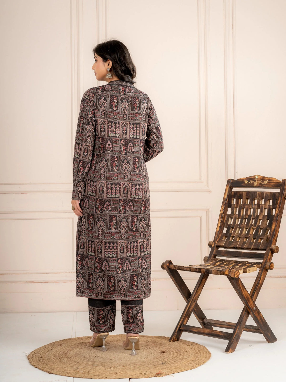 Anthra Printed Wool Blend Suit Set with Dupatta
