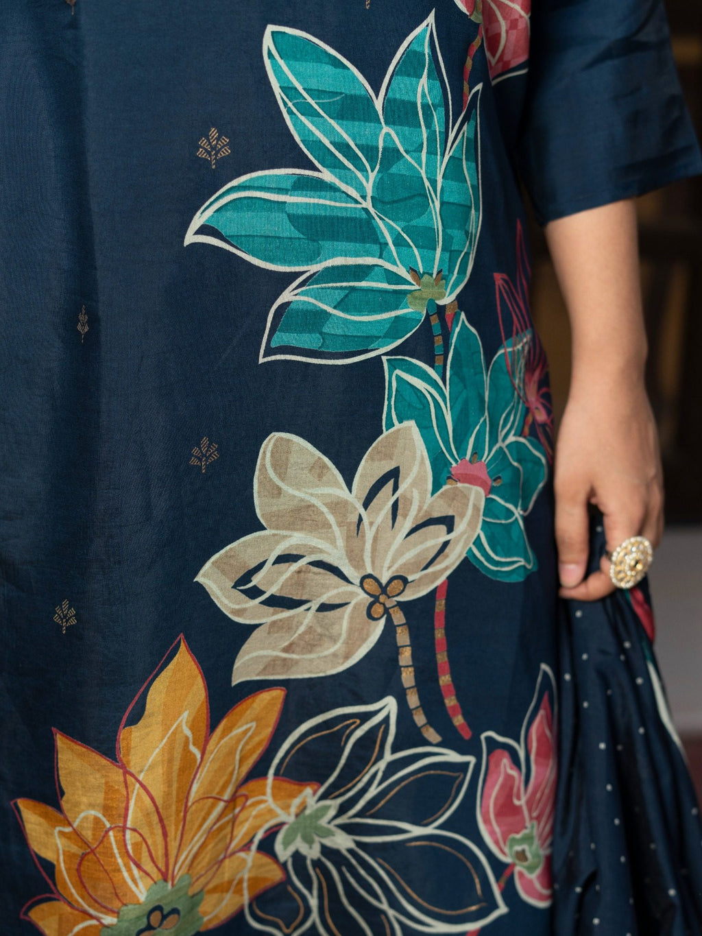 Blue floral printed Kurta Set -HSDAAMLSK000006