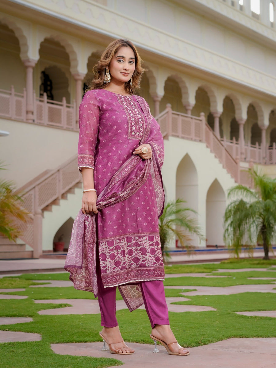 House of Sdaa Floral Printed Kurta Set. HSDAASKBC000001 Muted Purple