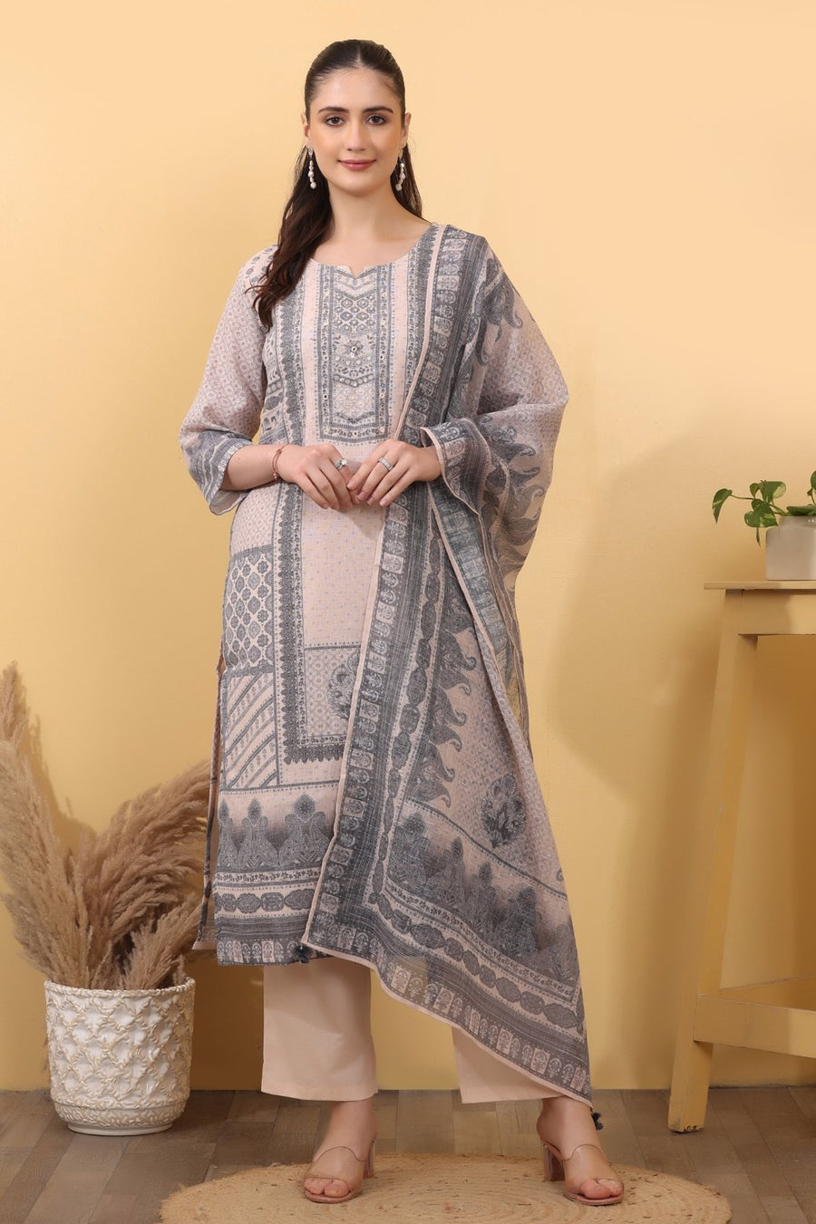 Grey Linen Printed Suit Set with Matching Linen Dupatta