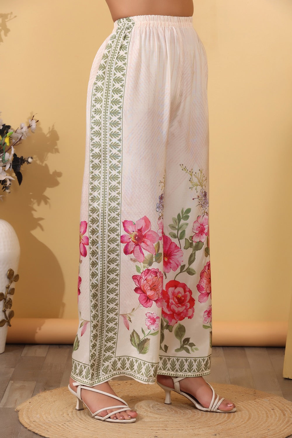 Ivory Floral Printed Co-Ord Set for Women HSDAACSKN000015