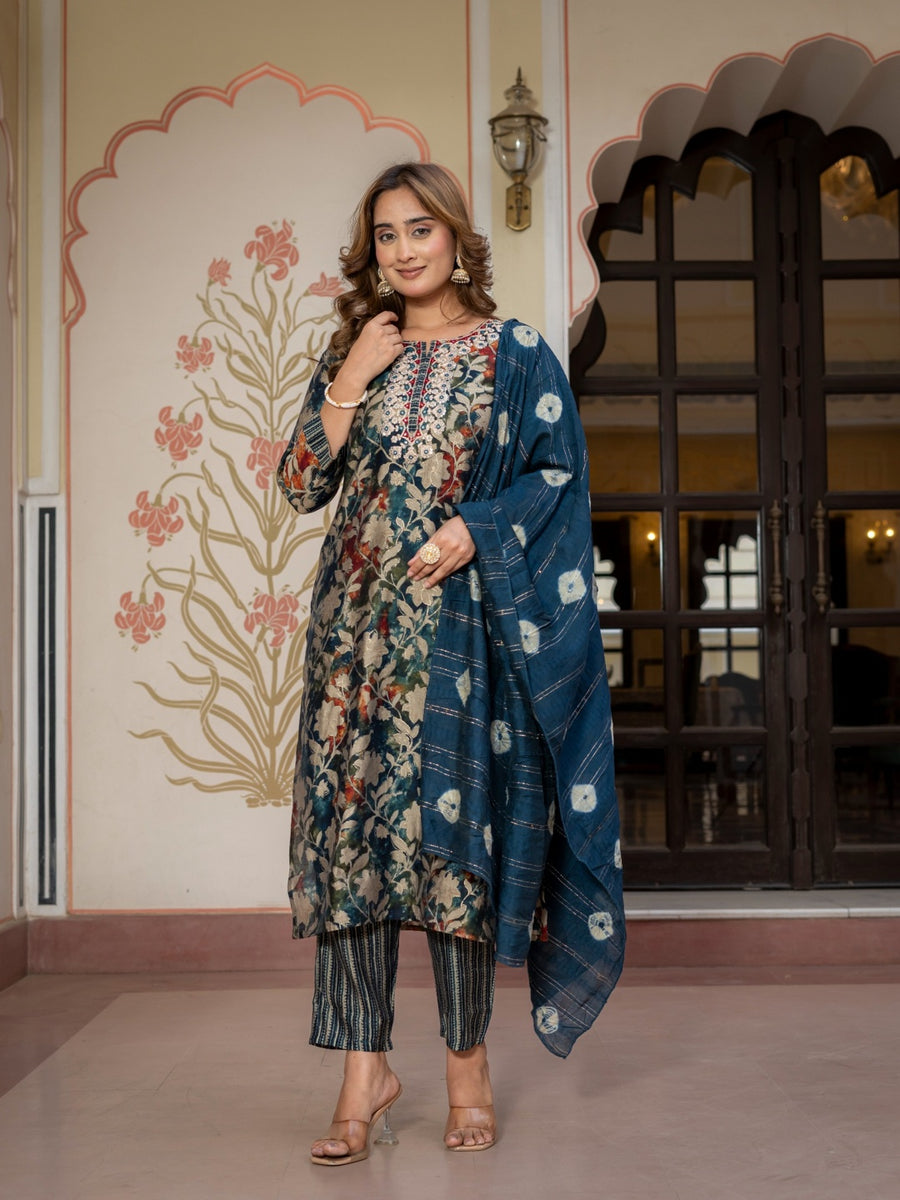 Blue Floral kurta printed kurta set.
