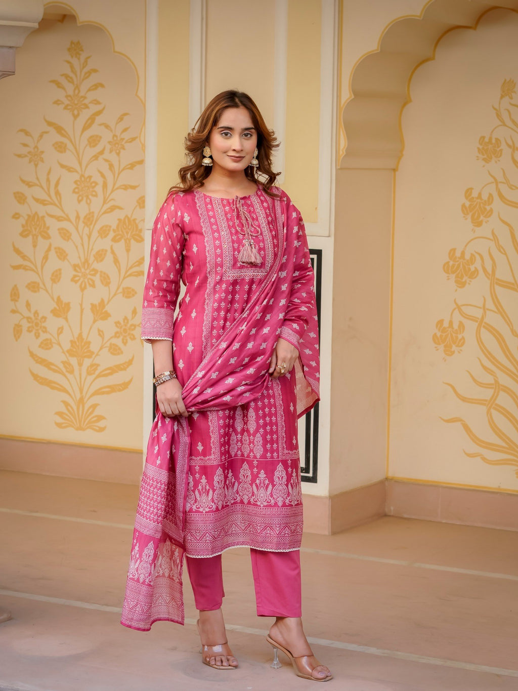 the House of Sdaa Pink Printed Kurta Set.  HSDAASKBC000009 Bright Pink.