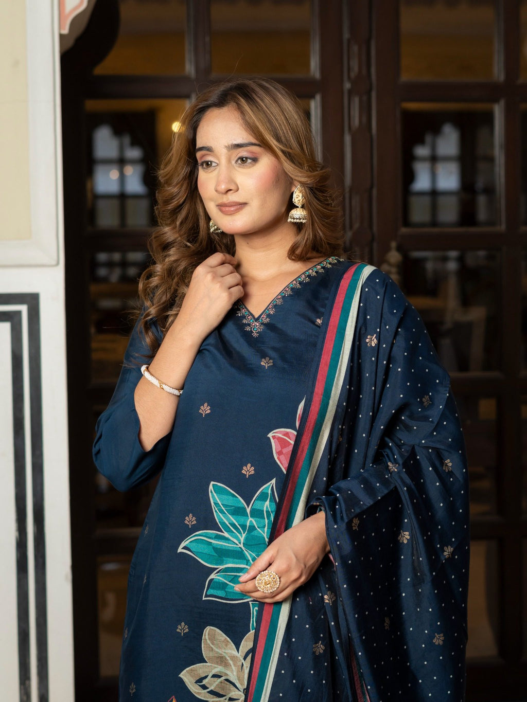 Blue floral printed Kurta Set -HSDAAMLSK000006